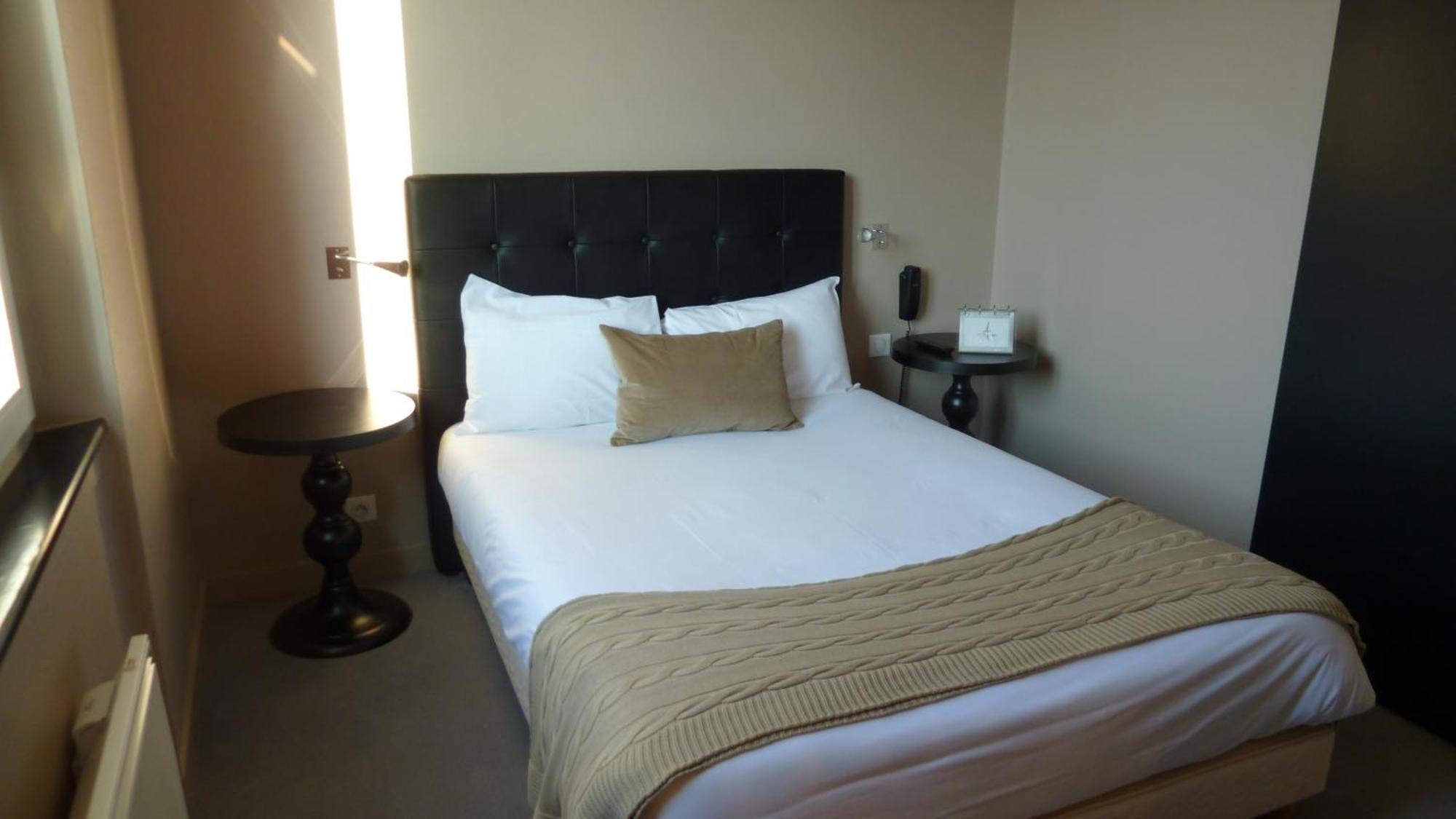 רן Astrid Hotel מראה חיצוני תמונה